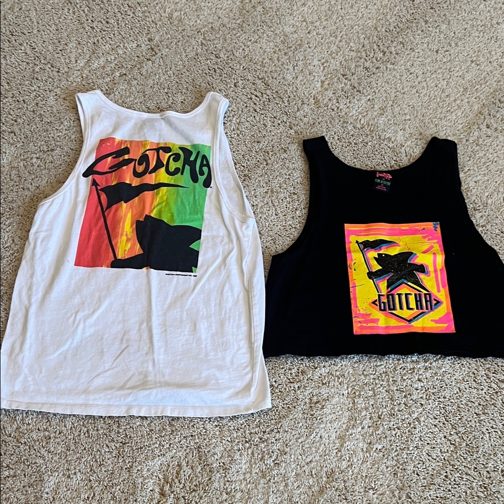 Women’s Graphic Tank Top - White tank top & Black crop